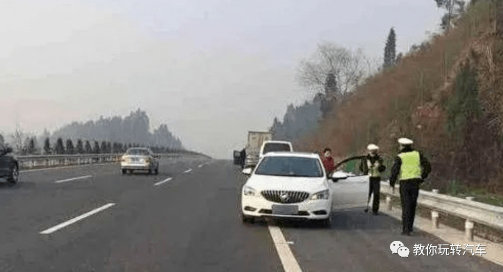 新手多久能上高速 f784d1c59b0e452cae88a0844c856a0f.png