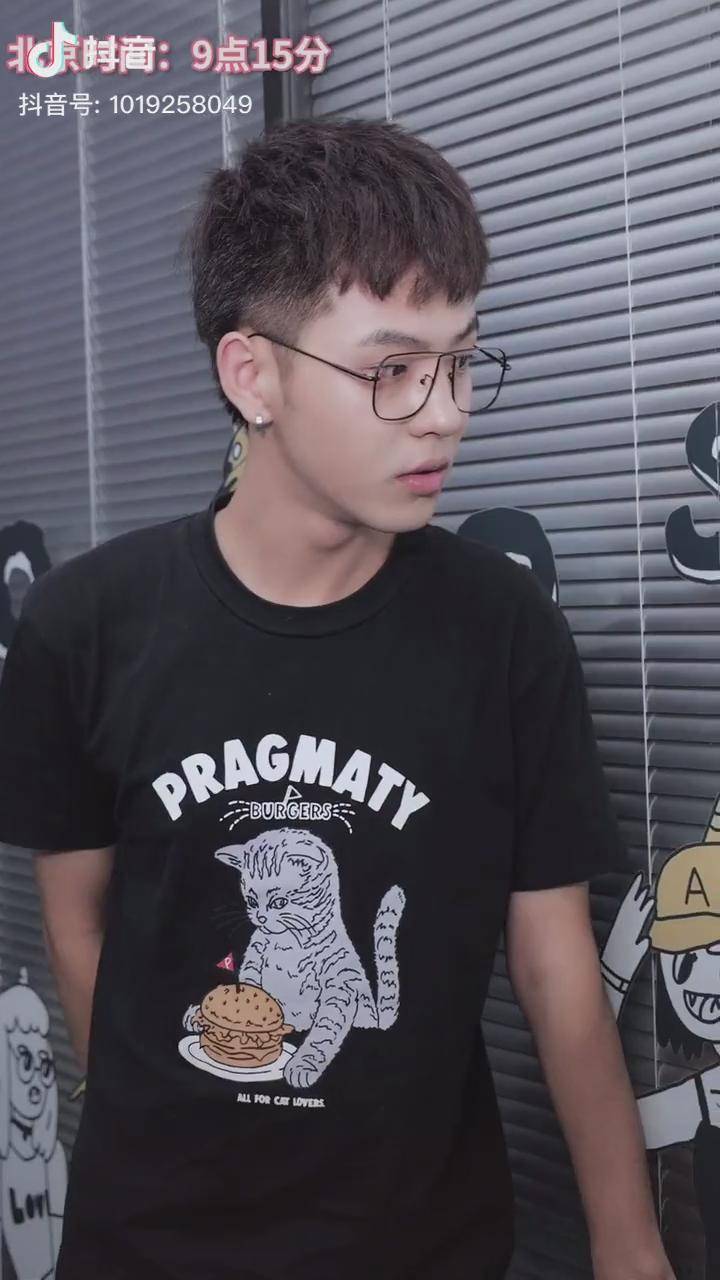 就你迟不迟到我还不知道恋与白侍从恋与六饼vlog日常搞笑白侍从