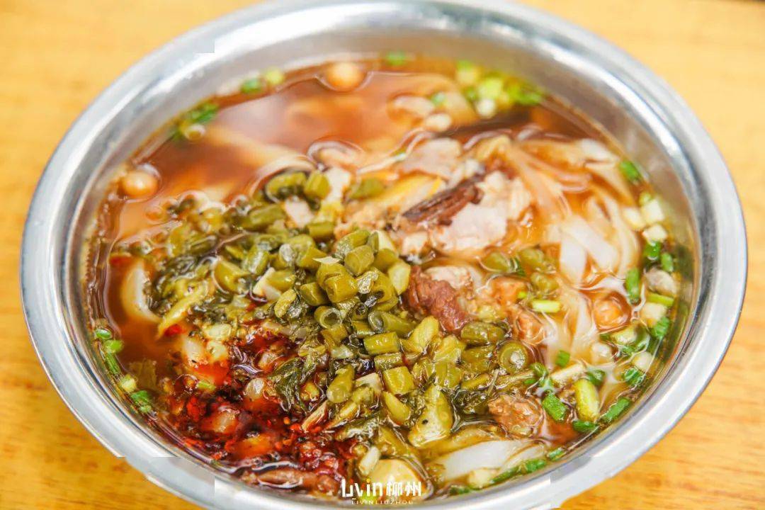 柳州米粉江湖④▏早餐吃哪家粉这个世纪大难题终于解决了一天吃一家一