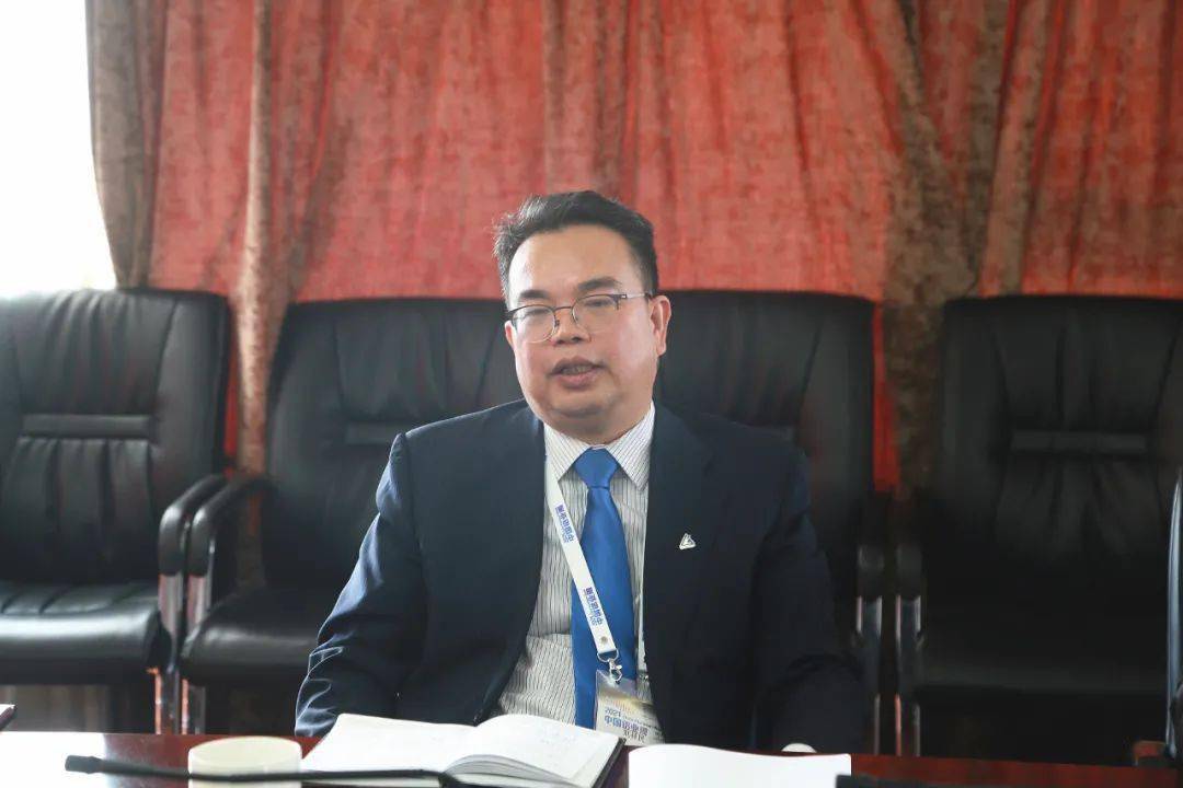 领导关怀刘祥民到十二冶调研时强调打造核心竞争力为百年老店打好基础