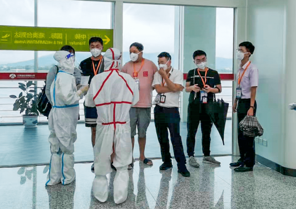 就在南昌昌北国际机场南昌疾控派出3支应急队前往