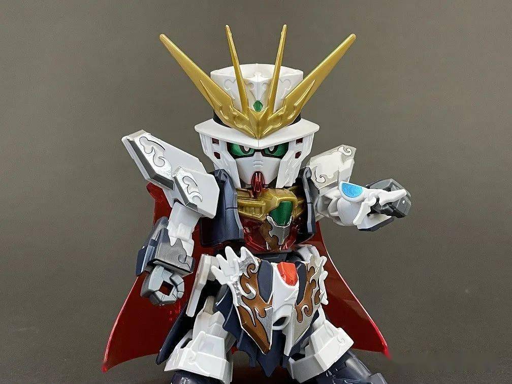 【礼服怪盗】万代10月16日发售 sd群英 亚森x高达 板件 说明书与素组