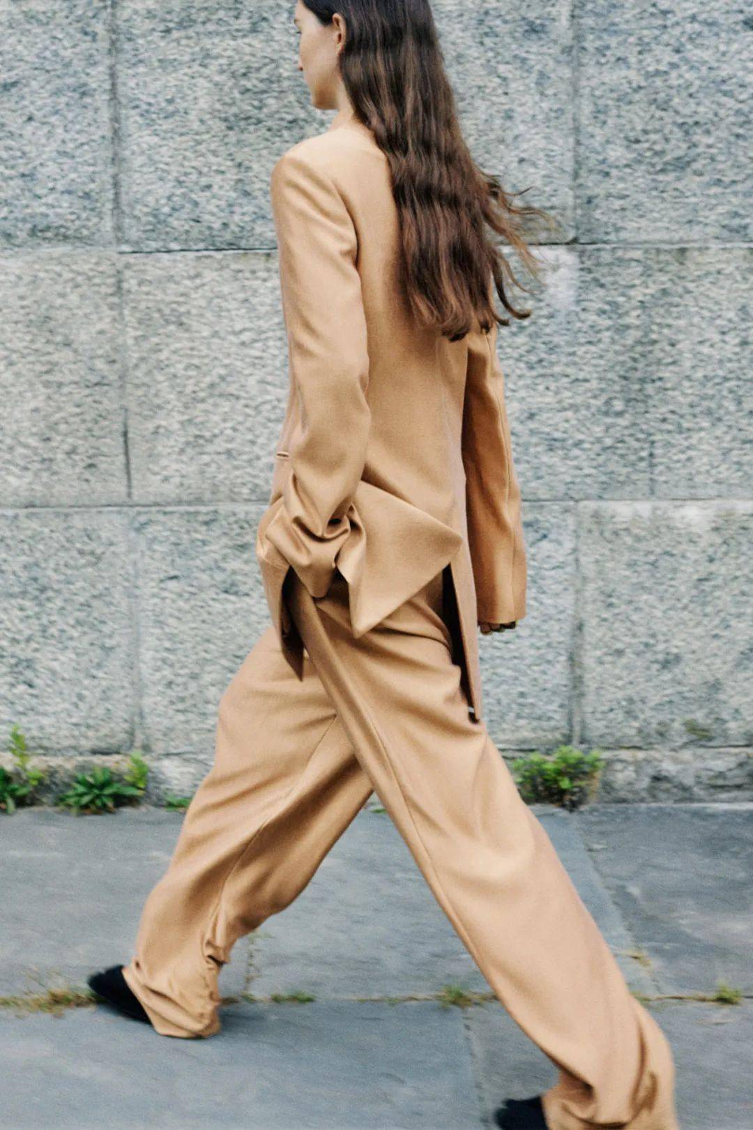 -End- 【秀场】The Row 2022 早秋时装秀