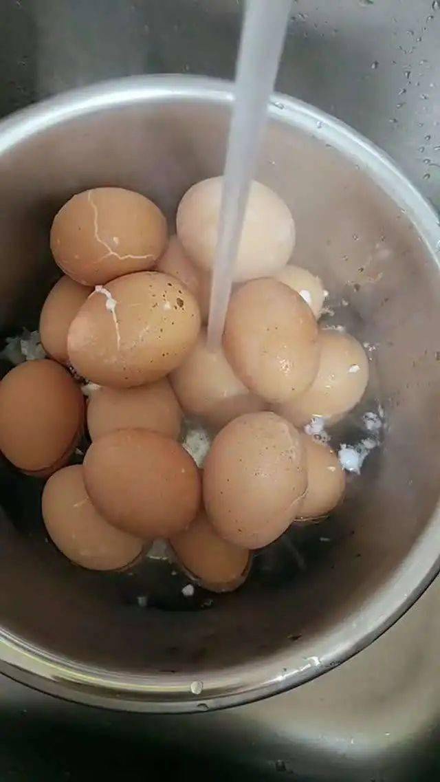 35d6764decdd47fb8062580d9f366981.jpeg