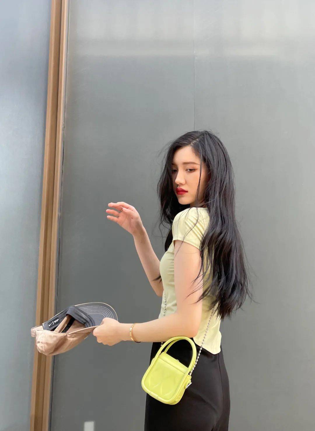 author 毛衣+半裙，衬衫+阔腿裤=2021王炸组合！这么穿活该你美！！