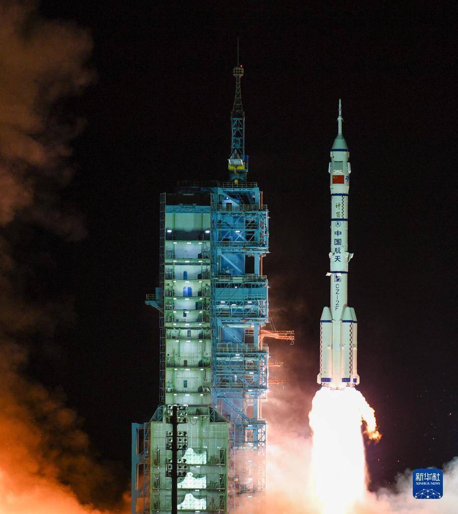 中国|月下棹神舟 星夜赴天河——神舟十三号飞天纪实