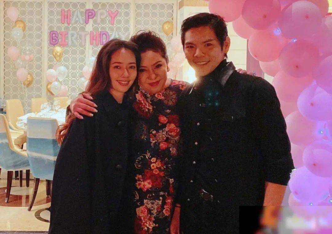 王京花个人资料哪一年出生 d620f337c58345198cec4a82b2eef87a.jpeg