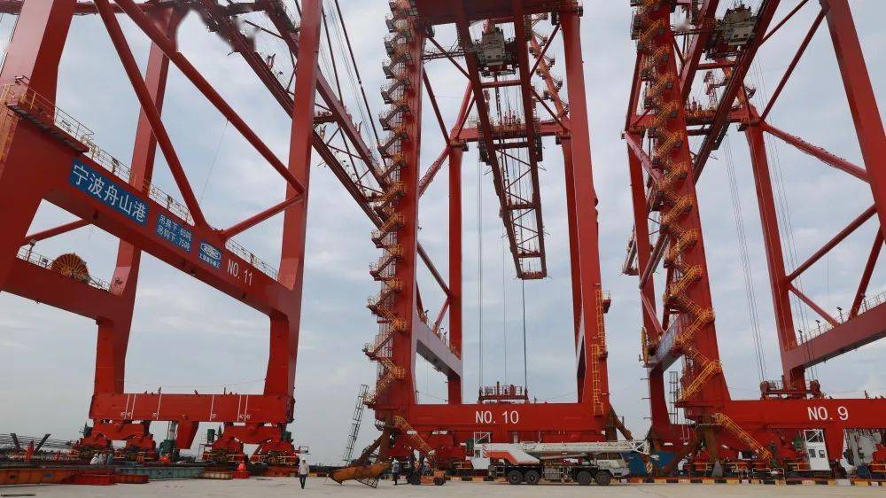 宁波舟山港大浦口集装箱码头新增3台远控自动化桥吊_系统