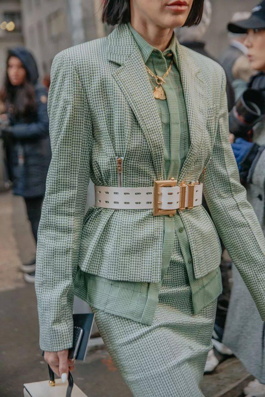 整体 今年秋冬“九分穿衣法”火了!不仅时髦,还更显高、显瘦!