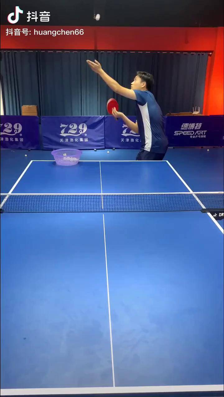 直板发球的小妙招让你增强抢攻战术的得分率乒乓球乒乓球教学dou小