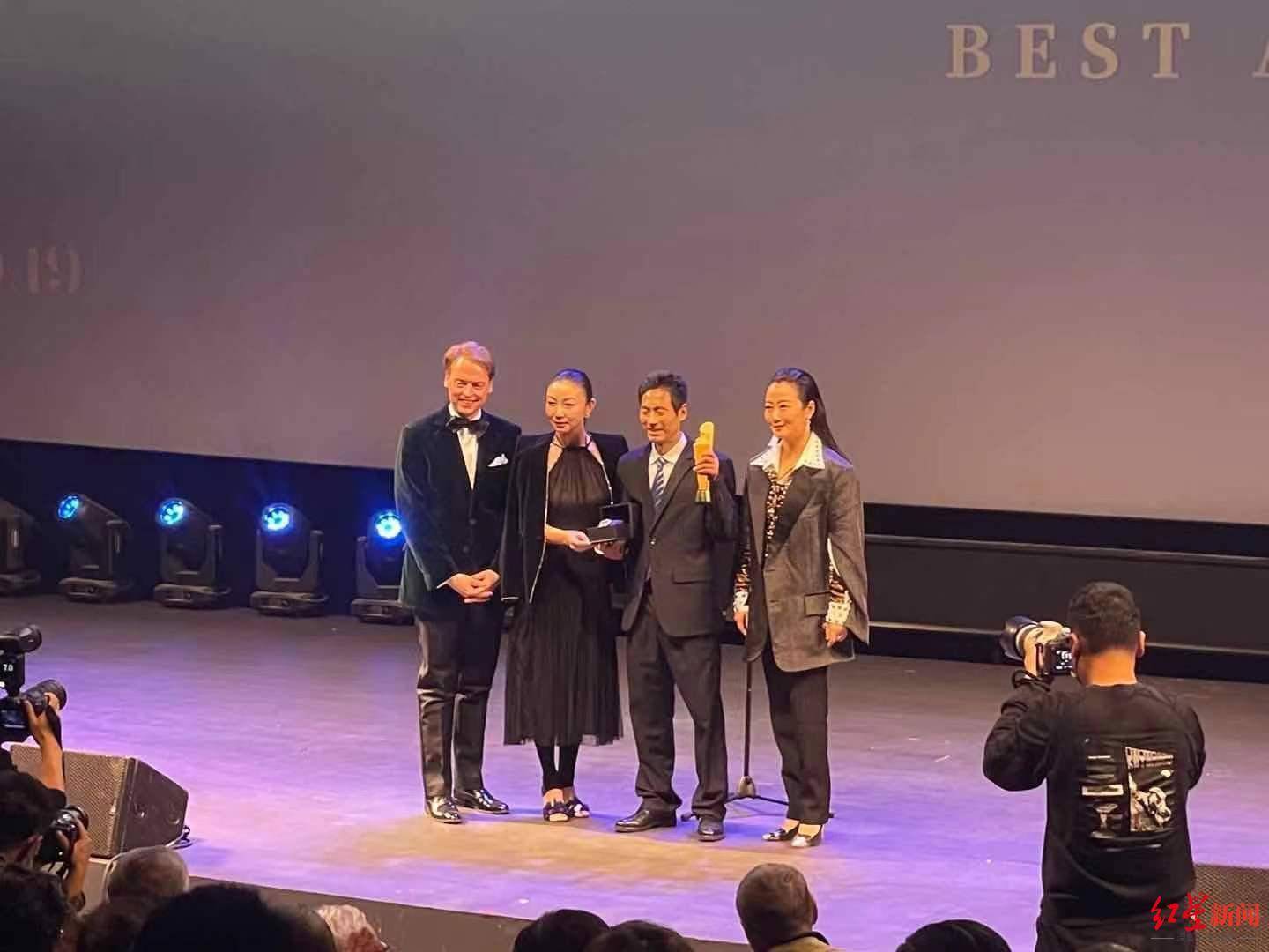 电影|四川造电影《日夜江河》男主邹涛获平遥影展“最佳男演员” 而他也是四川人