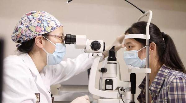 女士|网红“洗眼液”爆卖，真能洗出脏东西？