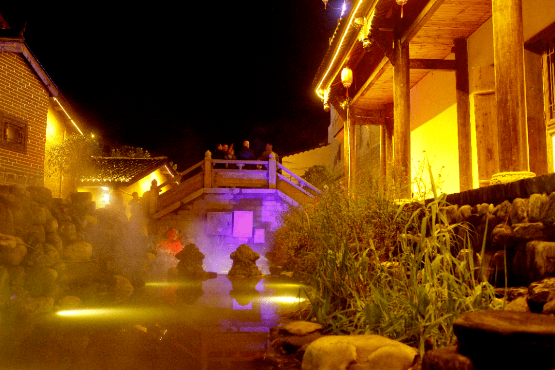 上津古镇音乐喷泉图片