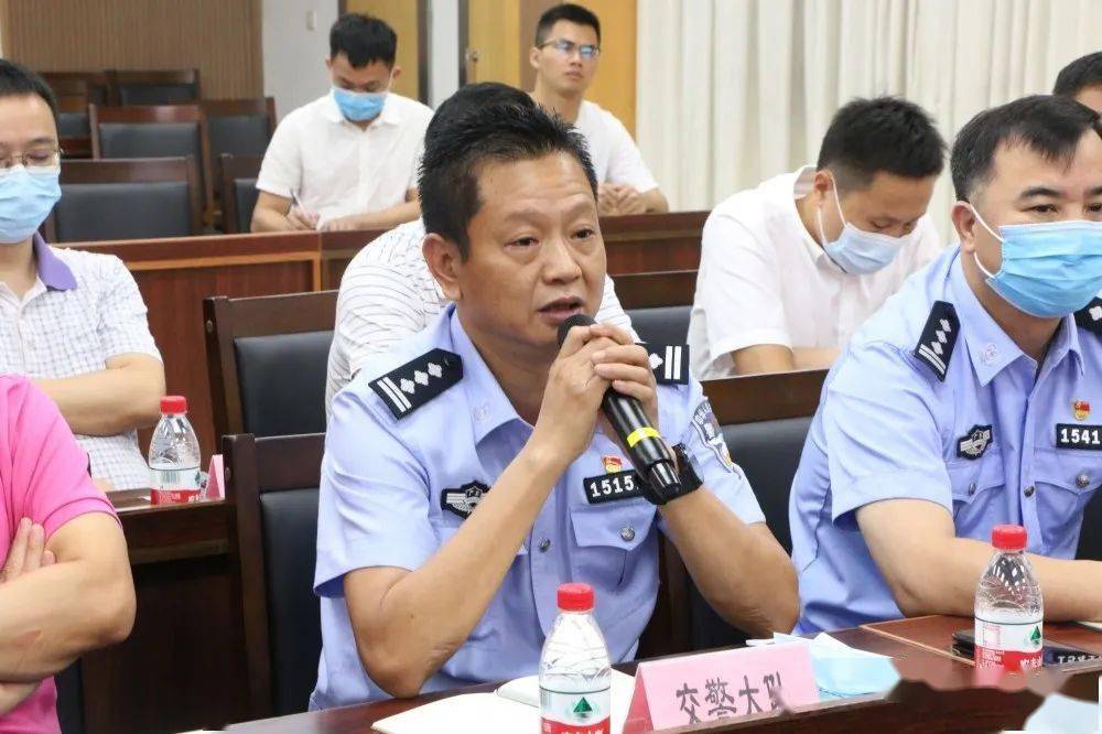 镇街人大企石人大镇长约请人大代表广纳民智共谋发展