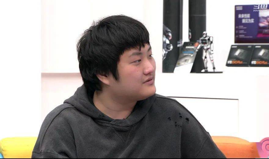 电竞入狱第一人yyds创始人落网主播山泥若被判刑3年