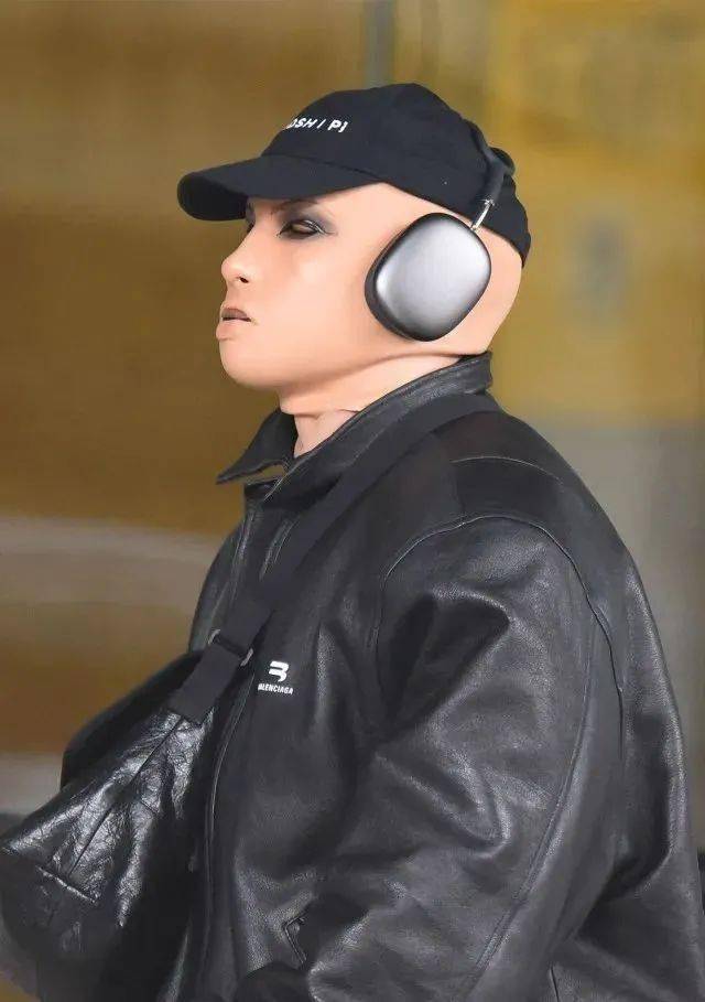 科恩侃爷的脸呢？？？