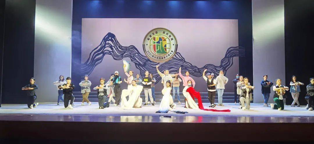 越圈新动态宁波天然舞台将上演越剧甬剧