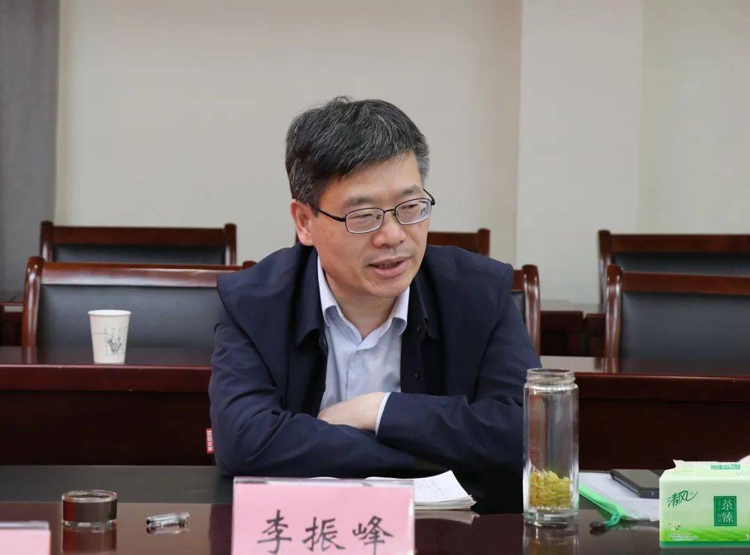 市委常委政法委书记李振峰到市司法局调研