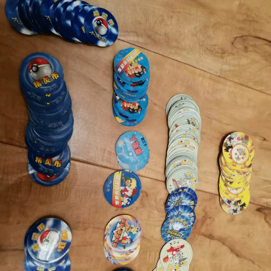 弹弹珠,跳跳棋,翻角角(手绳),打宝儿(拍卡)……要说最最最风靡的,那非