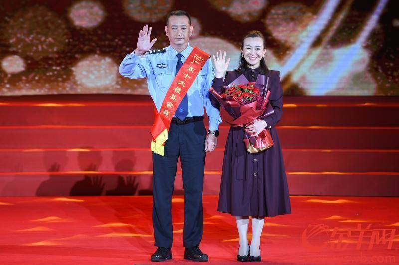 是他们广东十大最美家庭揭晓颂百年风华传红色家风少年儿童心向党活动