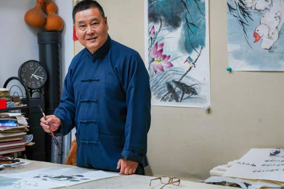 人物外师造化中得心源李顺福的花鸟画情结