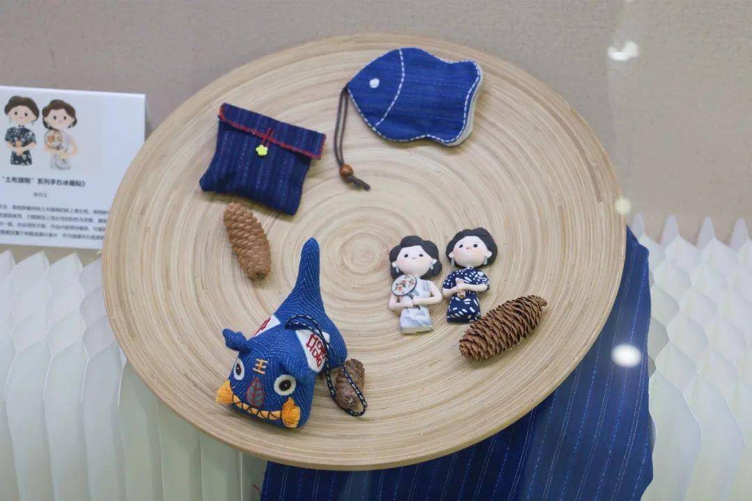 风情 旧日压箱底、今朝变身时尚单品，这个展览将展现海派风情与现代女性审美