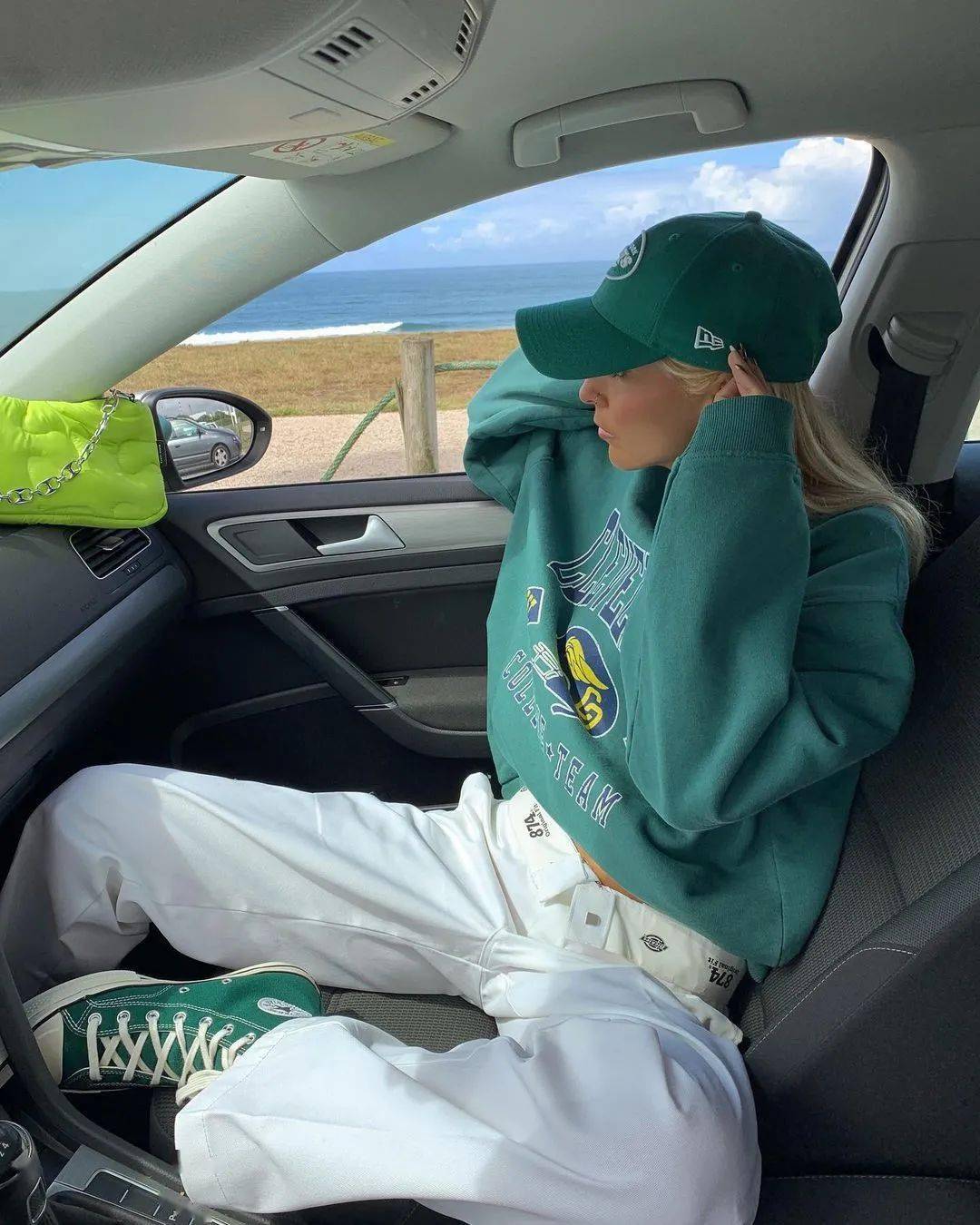 Athflow 秋冬最万能的单品，必须是卫衣