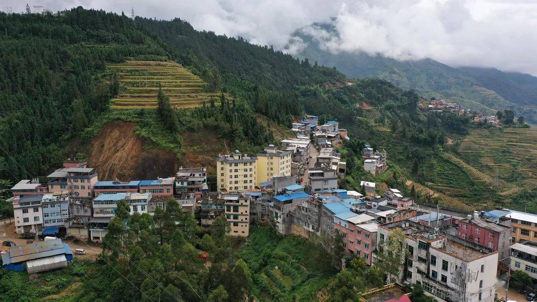 架车乡:扮靓集镇环境 打造宜居家园