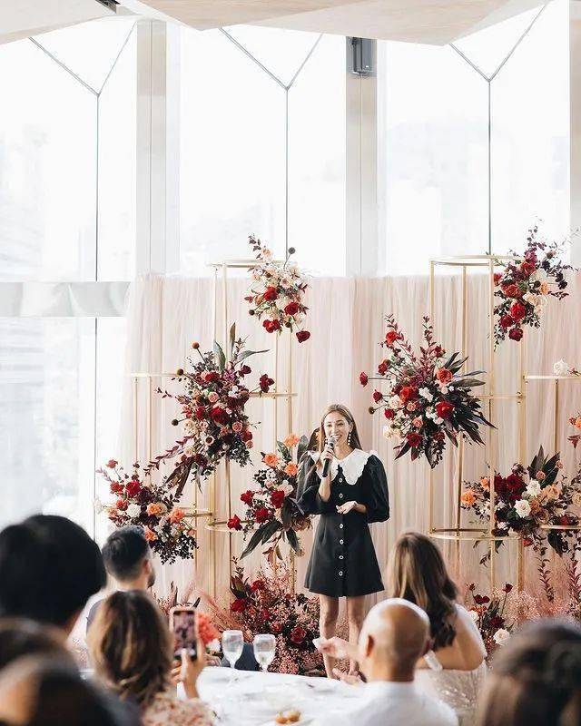 陈凯琳|感动到哭！龙凤胎弟弟补办喜酒，陈凯琳大晒与一对新人合照！