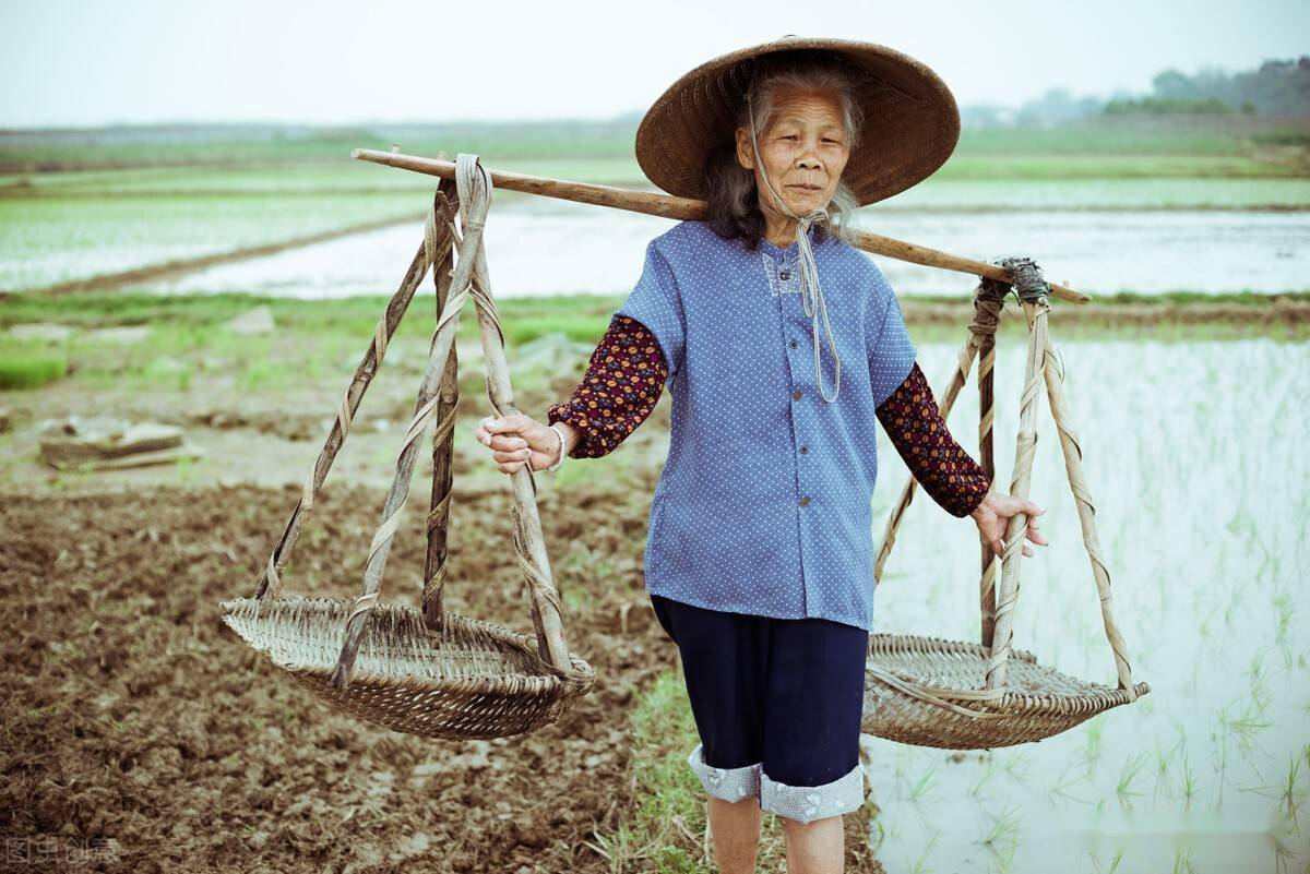 老人农村照片 全身图片