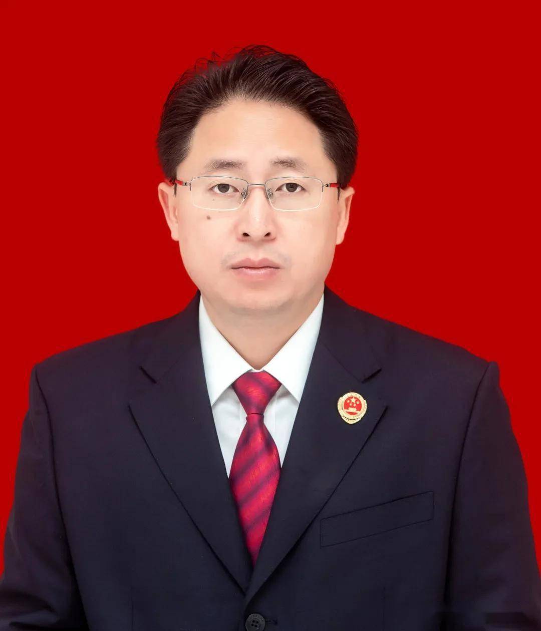覃业辉全票当选为汉寿县人民检察院检察长
