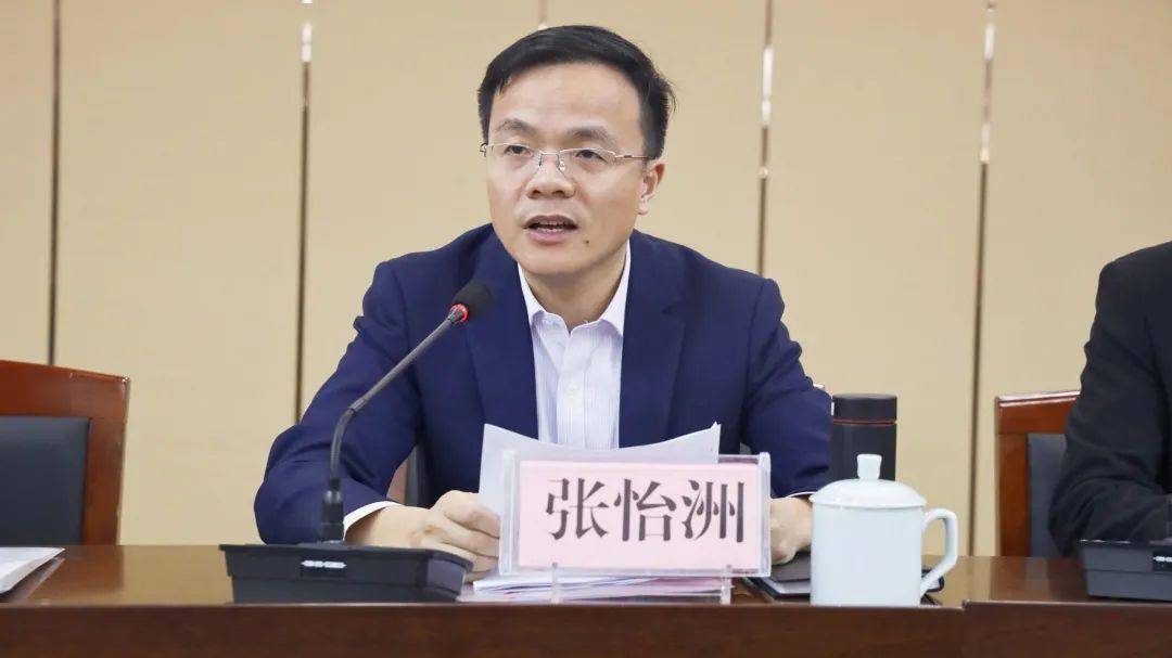 为推进镇党委决策民主化,科学化,制度化,进一步提升党代表履职能力