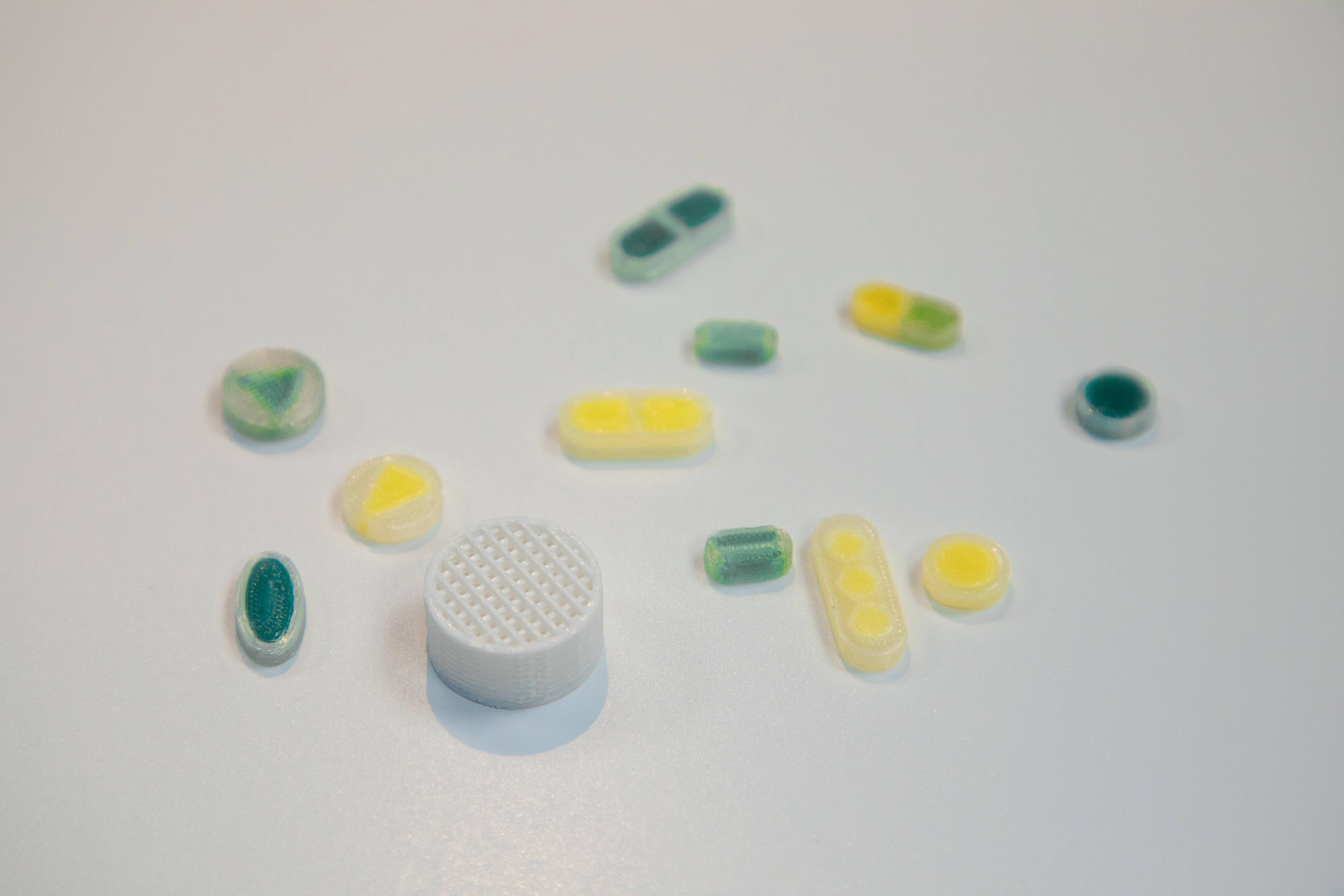 传统|三迭纪首个3D打印药物在国内申报 与传统制剂有何区别？