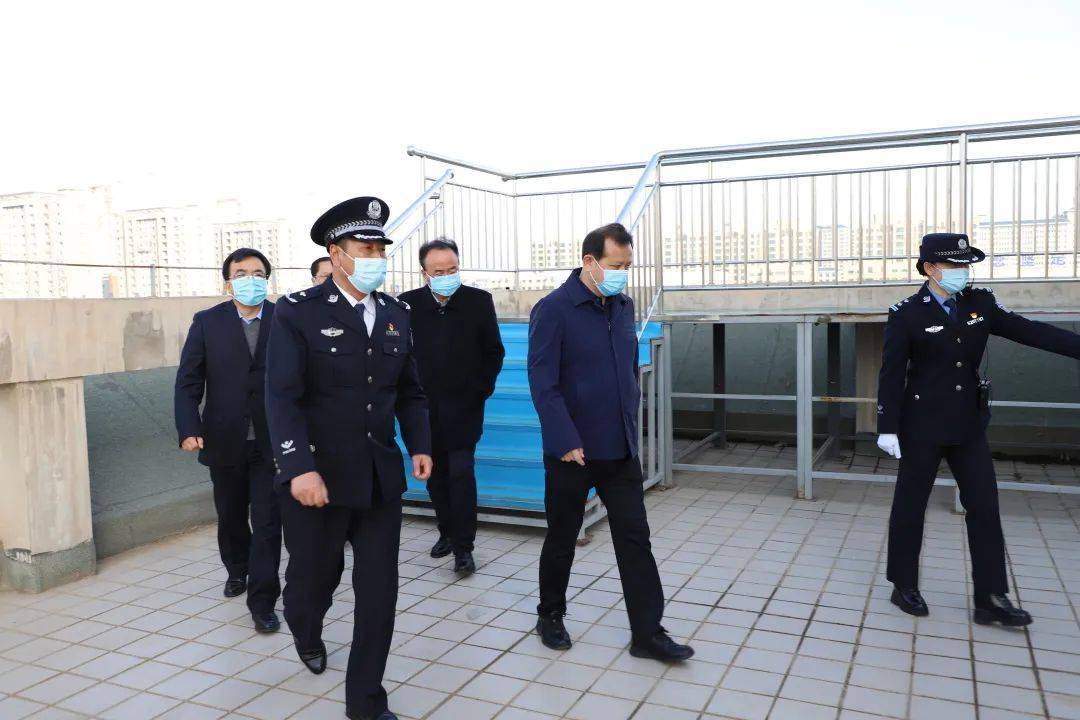 武威市委书记柳鹏到武威监狱调研指导疫情防控工作