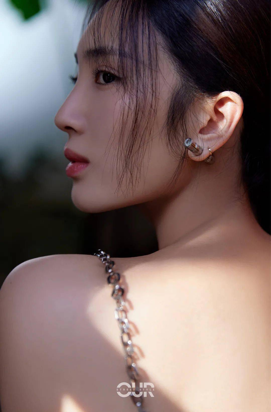 王佳文渐冷深秋，和于朦胧、刘恺威、张欣尧一起玩转时尚……