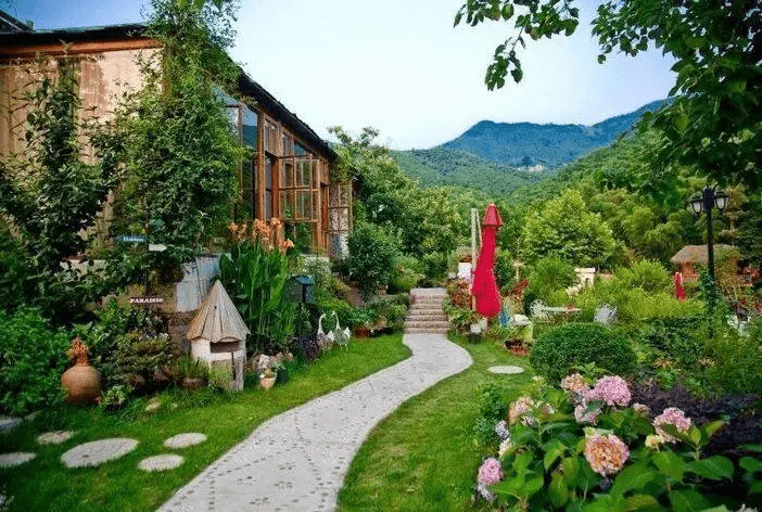 安吉这座童话般秘境的花园民宿每个角落都藏着惊喜丨逸而驿