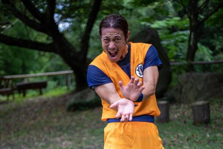 招式|老二次元了！本田圭佑INS晒照：扮七龙珠悟空，发龟派气功
