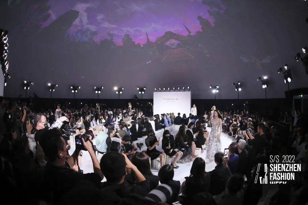 科技 全民时尚，全城闪耀，S/S2022深圳时装周火热进行中