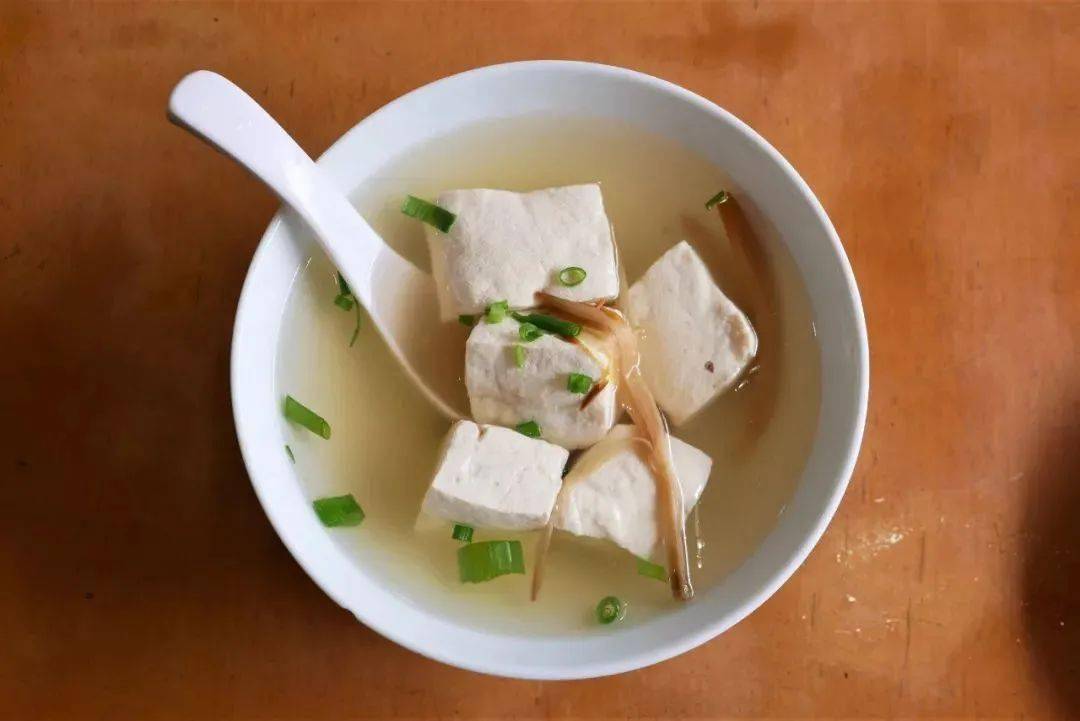 沙县小吃烫嘴豆腐图片