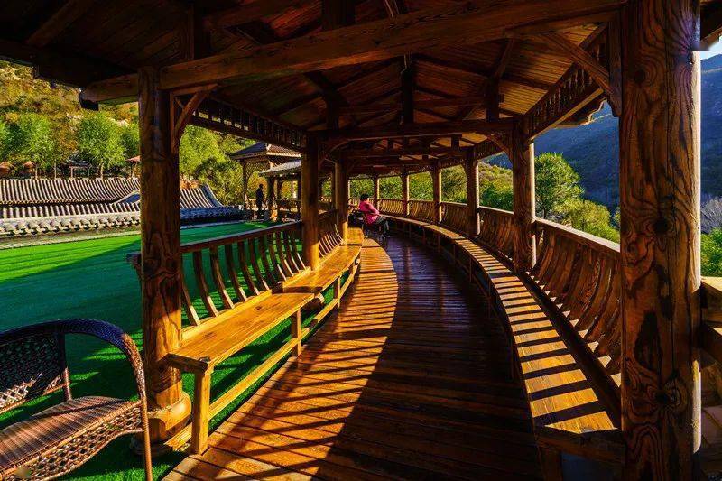 门头沟小院 | 摄影家走进瓦窑民宿,白瀑云景,留住秋光留住美~_游客