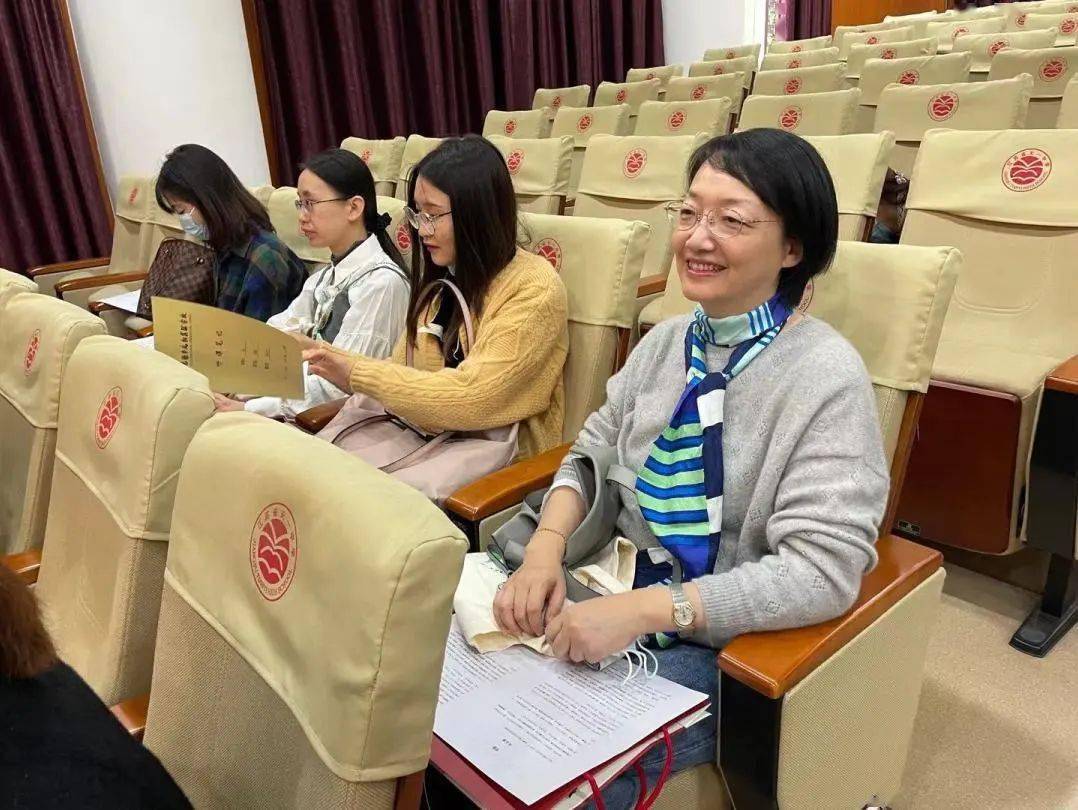 坐等风来,不如追风而去——记钟演特级教师工作室活动_教学