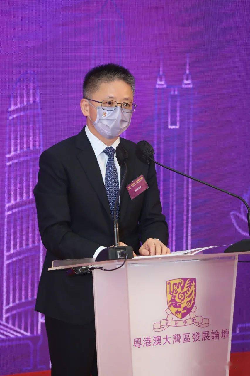 香港中联办教育科技部蒋建湘博士致辞深圳市人民政府党组成员杨胜军