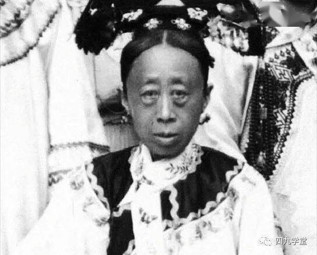 珍贵照片，清末慈禧“八大女官”真容_裕容龄