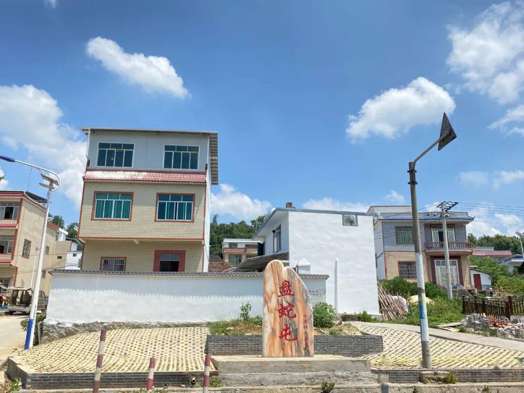 我为群众办实事柳州市水利水库移民局着力实施整村提