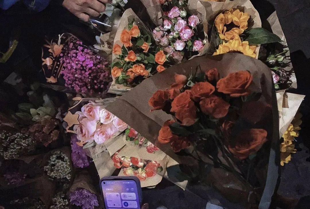 烦透了|朋友圈最杀你的照片，仅此一张就赢了