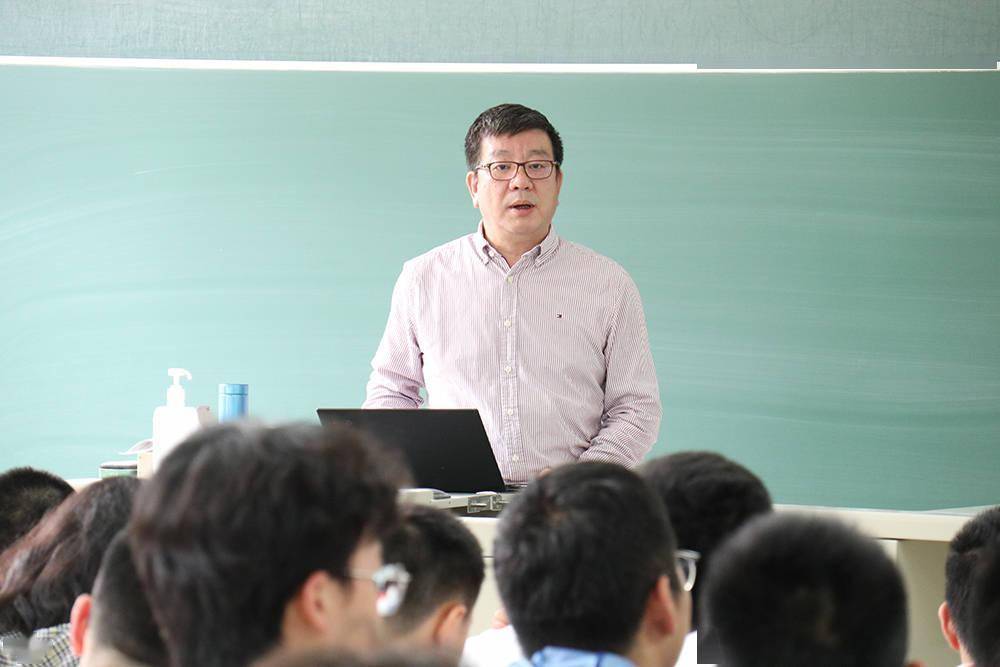 获国家自然科学奖一等奖，院士赵东元：看到材料都想打成孔