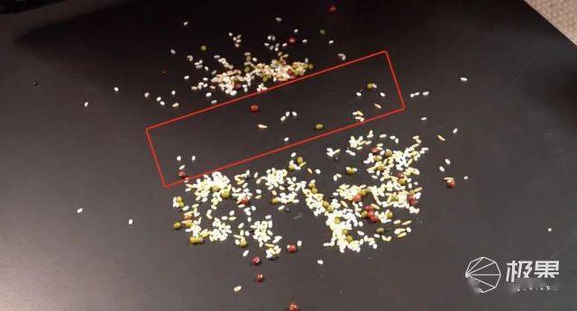 全能吸尘器评测！吸拖一体难缠毛发秒清理，犄角旮旯高处打扫全搞定