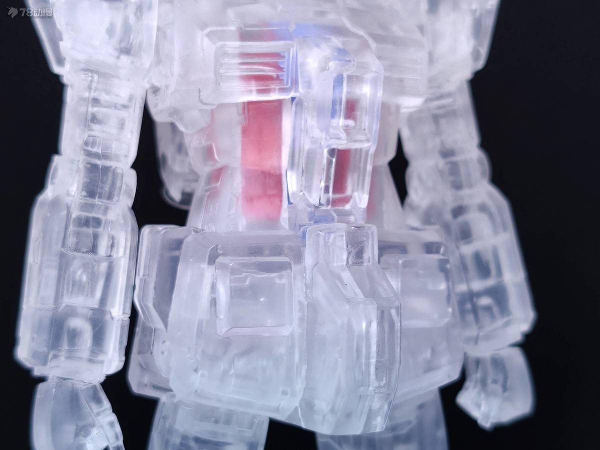 系列模玩资讯：眼镜厂 景品 内部结构系列 RX-78-2 元祖高达
