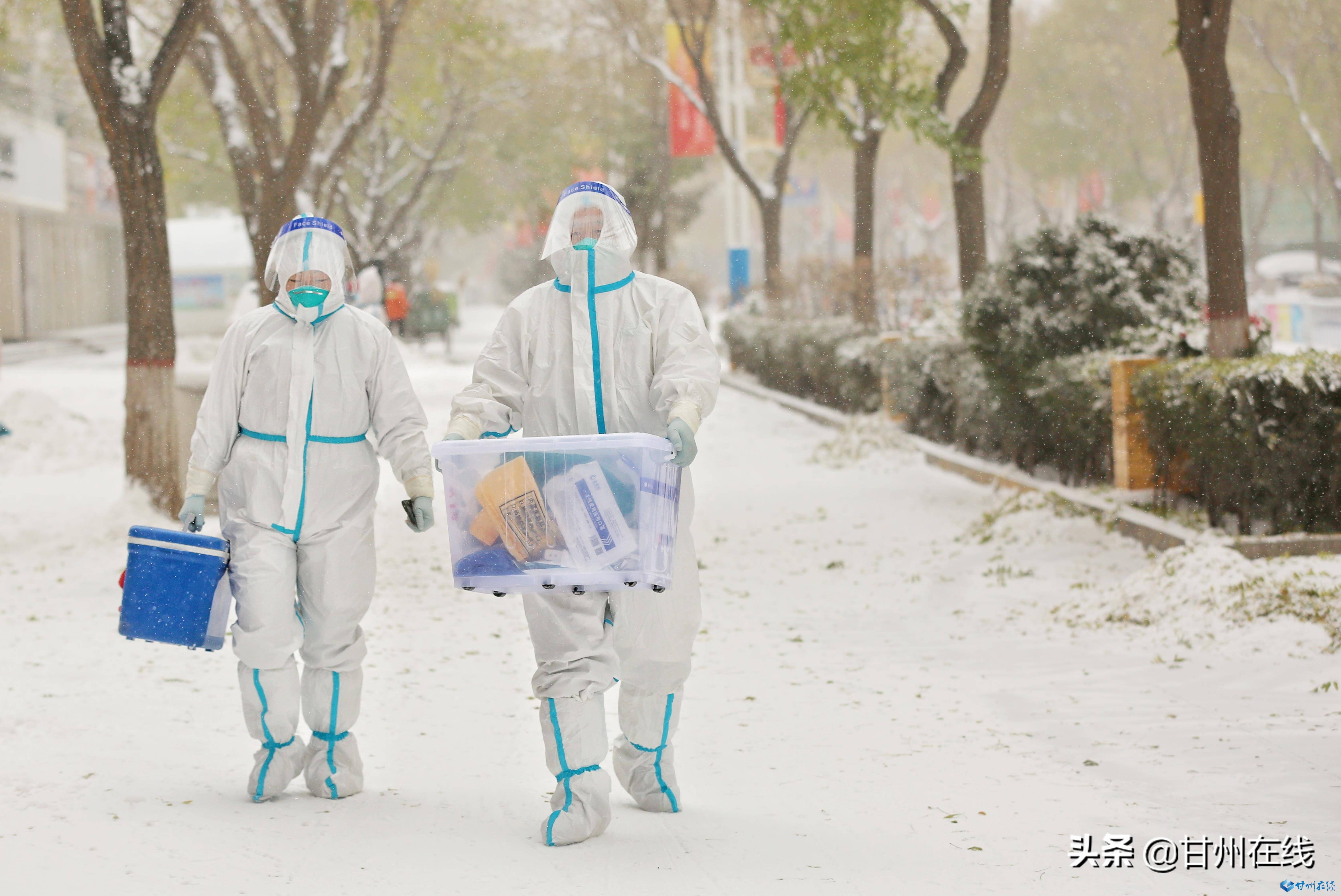抗击疫情甘州在行动张掖甘州风雪中最美的身影