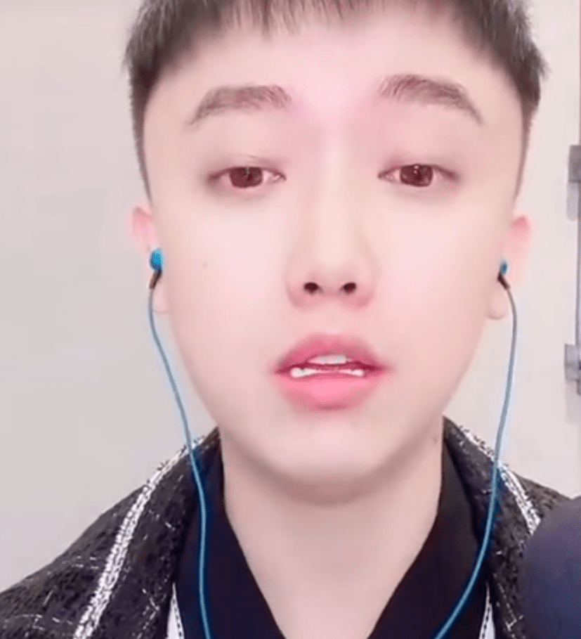 四川可乐直言绝对不忽悠粉丝浩南感慨现在直播不赚钱但是知足了